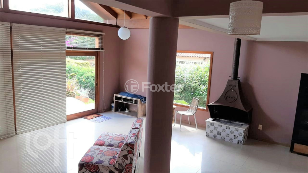 Casa de Condomínio à venda com 6 quartos, 400m² - Foto 4