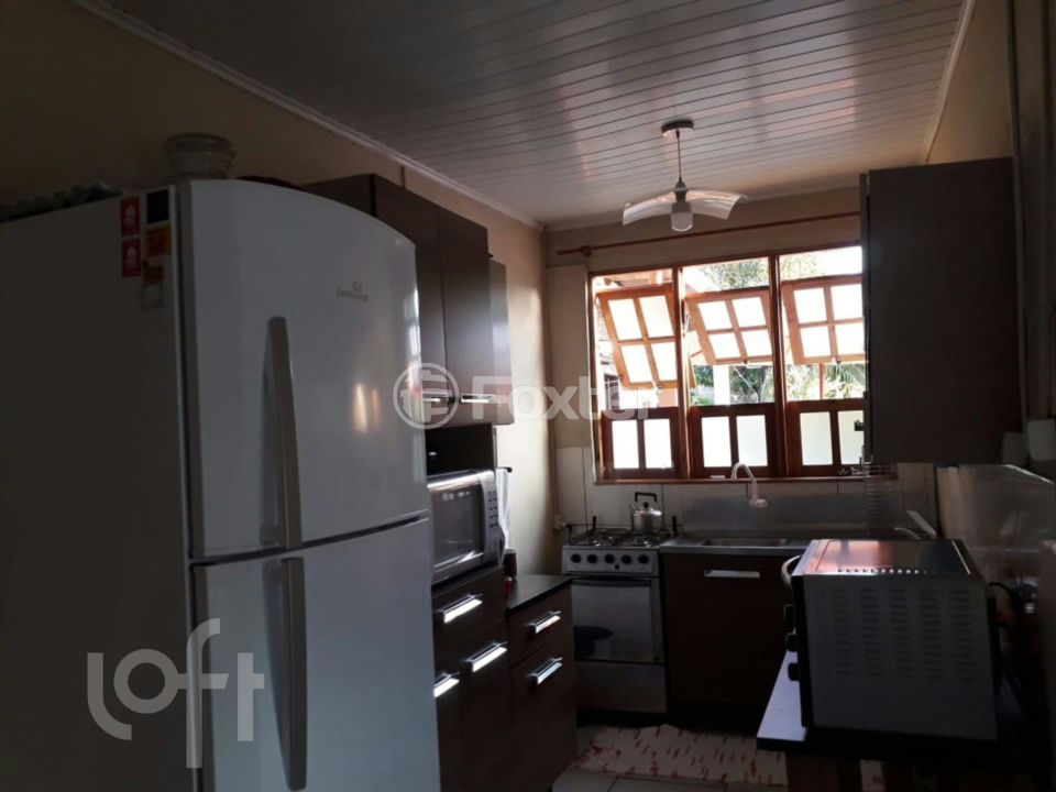 Casa à venda com 3 quartos, 73m² - Foto 8