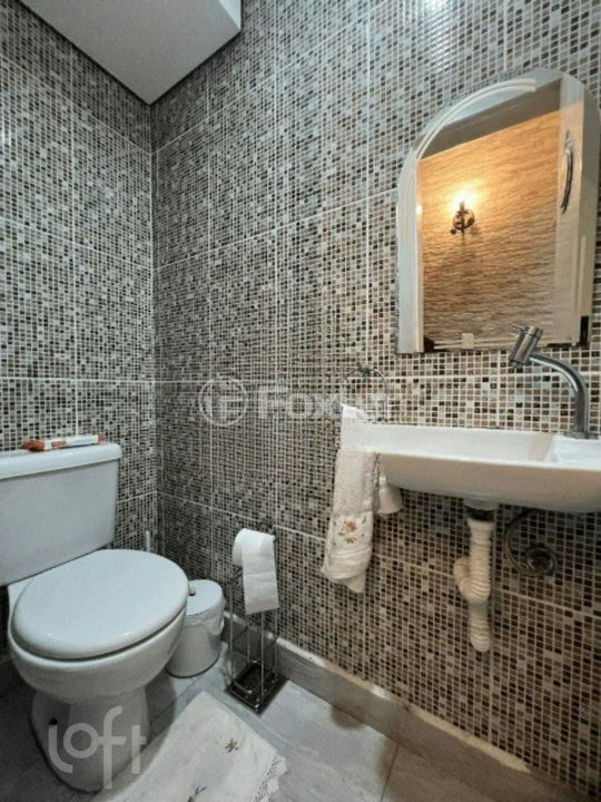 Casa de Condomínio à venda com 4 quartos, 242m² - Foto 36