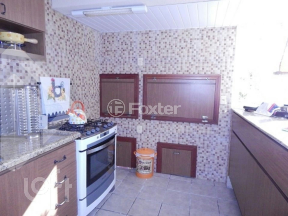 Casa de Condomínio à venda com 4 quartos, 242m² - Foto 16