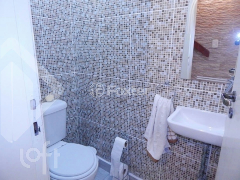 Casa de Condomínio à venda com 4 quartos, 242m² - Foto 13