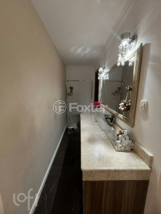 Casa de Condomínio à venda com 4 quartos, 242m² - Foto 34