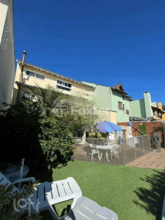 Casa de Condomínio à venda com 4 quartos, 242m² - Foto 66