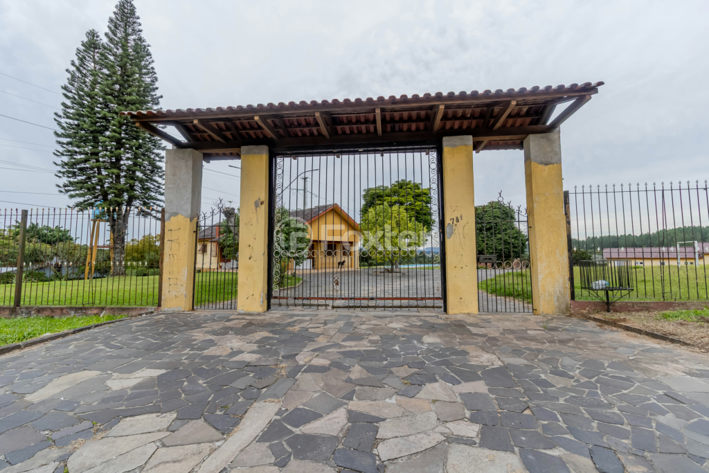 Sítio à venda com 6 quartos, 500m² - Foto 1