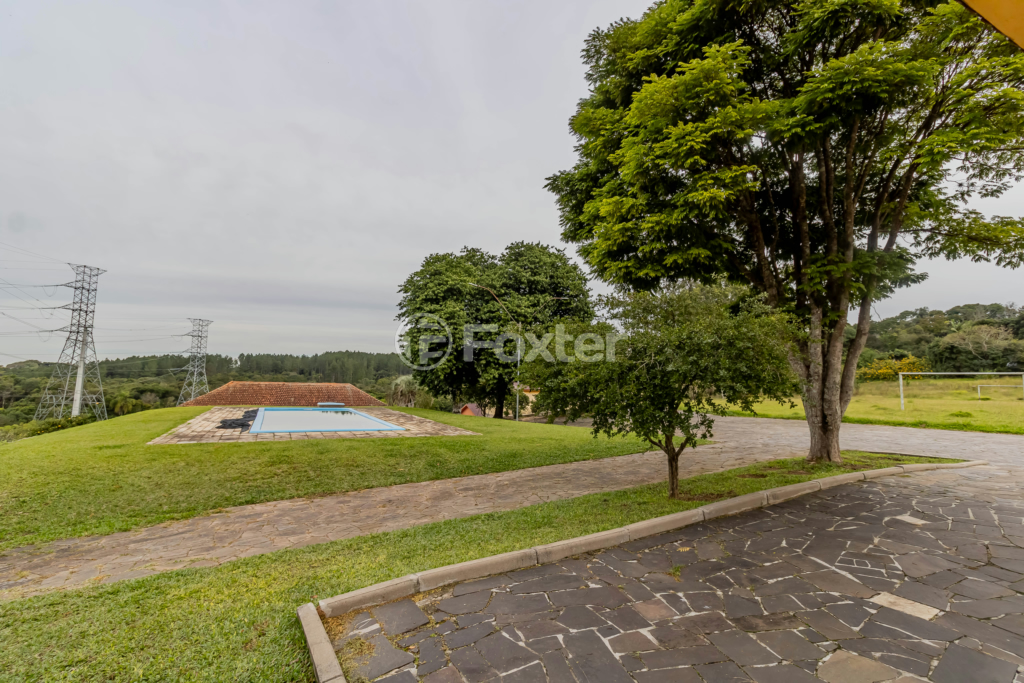 Sítio à venda com 6 quartos, 500m² - Foto 3