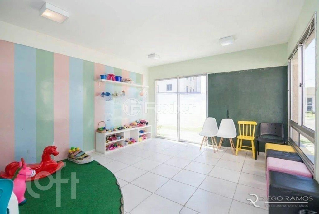 Apartamento à venda com 2 quartos, 75m² - Foto 32