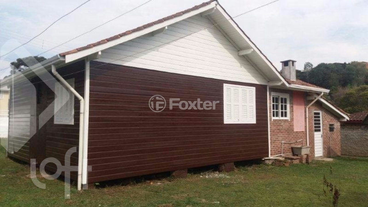Casa à venda com 2 quartos, 100m² - Foto 2