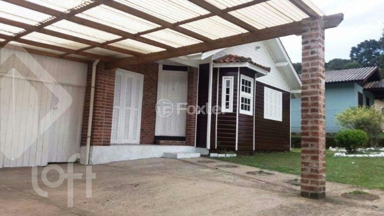 Casa à venda com 2 quartos, 100m² - Foto 1