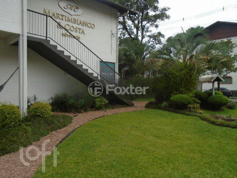 Casa à venda com 3 quartos, 280m² - Foto 5