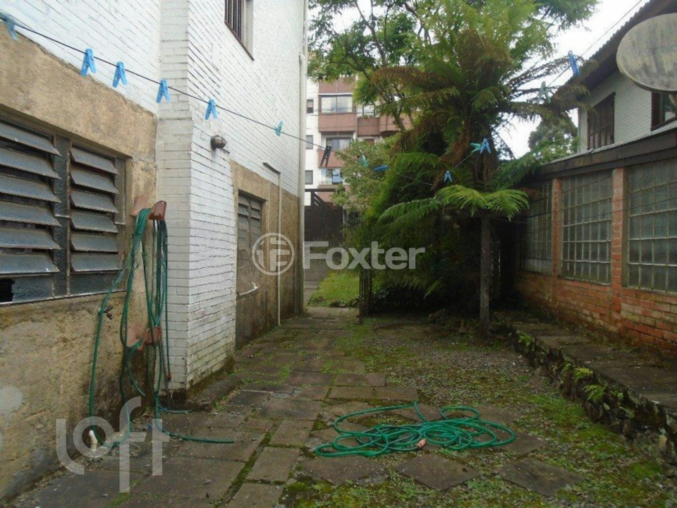 Casa à venda com 3 quartos, 280m² - Foto 14