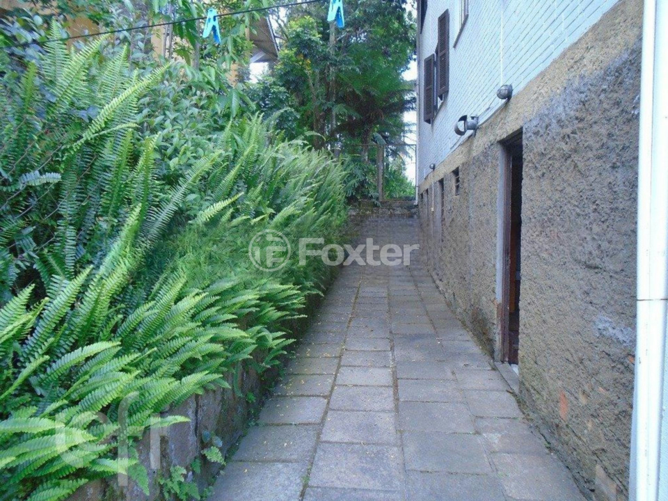 Casa à venda com 3 quartos, 280m² - Foto 13