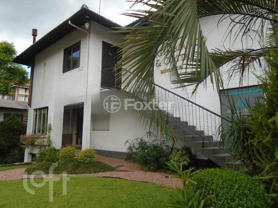 Casa à venda com 3 quartos, 280m² - Foto 4