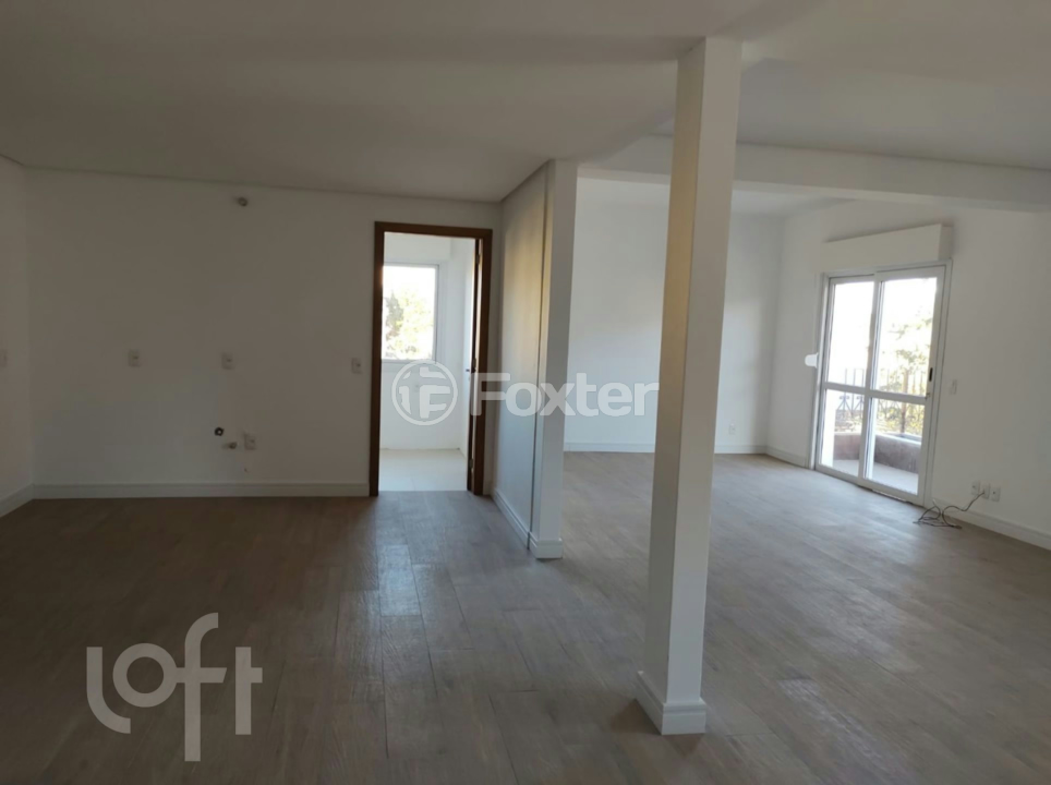 Apartamento à venda com 2 quartos, 67m² - Foto 3