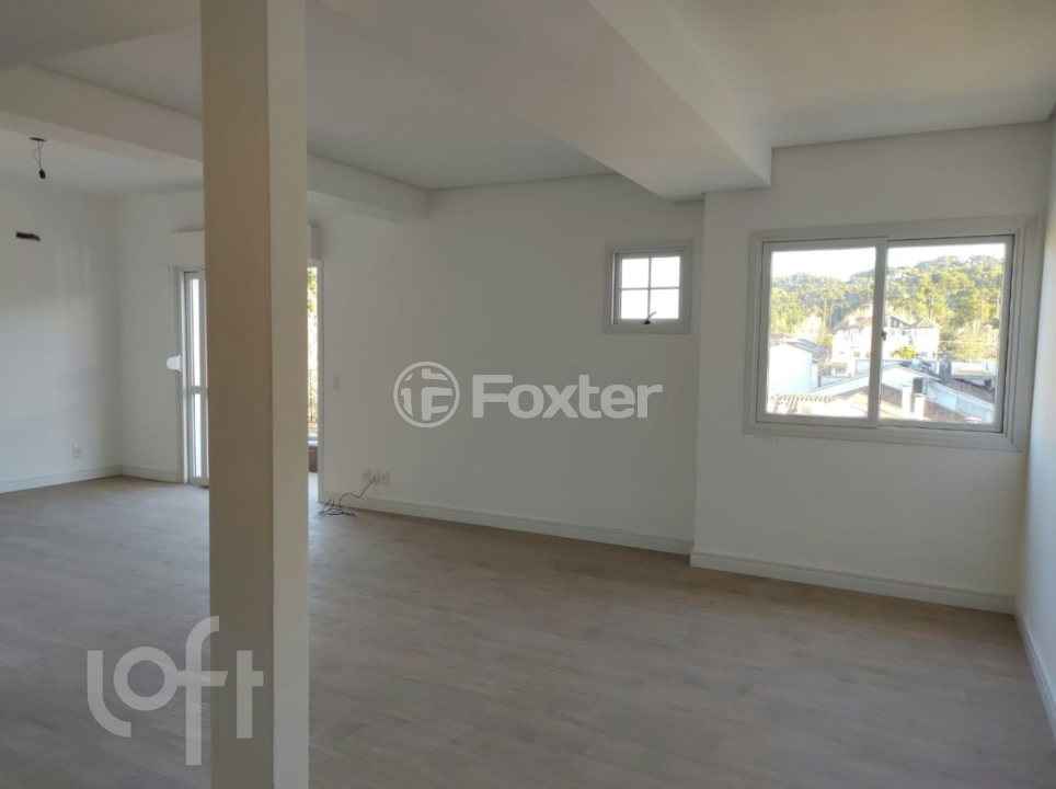 Apartamento à venda com 2 quartos, 67m² - Foto 1