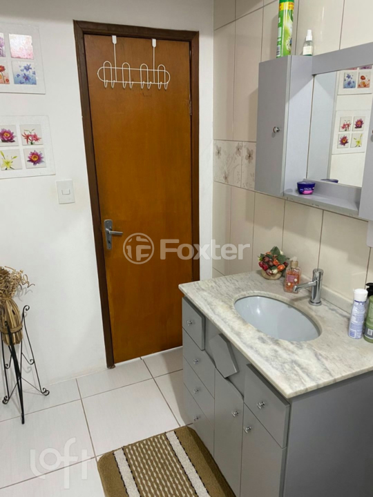 Casa à venda com 3 quartos, 70m² - Foto 10