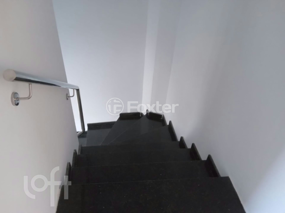 Casa à venda com 2 quartos, 71m² - Foto 4