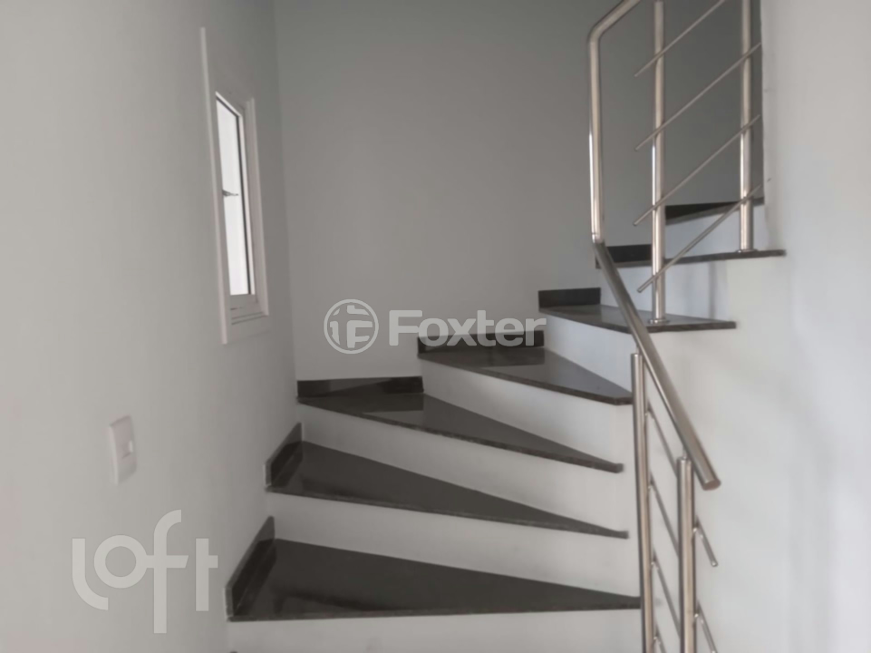 Casa à venda com 2 quartos, 71m² - Foto 3