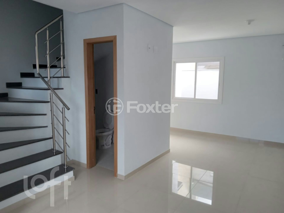 Casa à venda com 2 quartos, 71m² - Foto 2