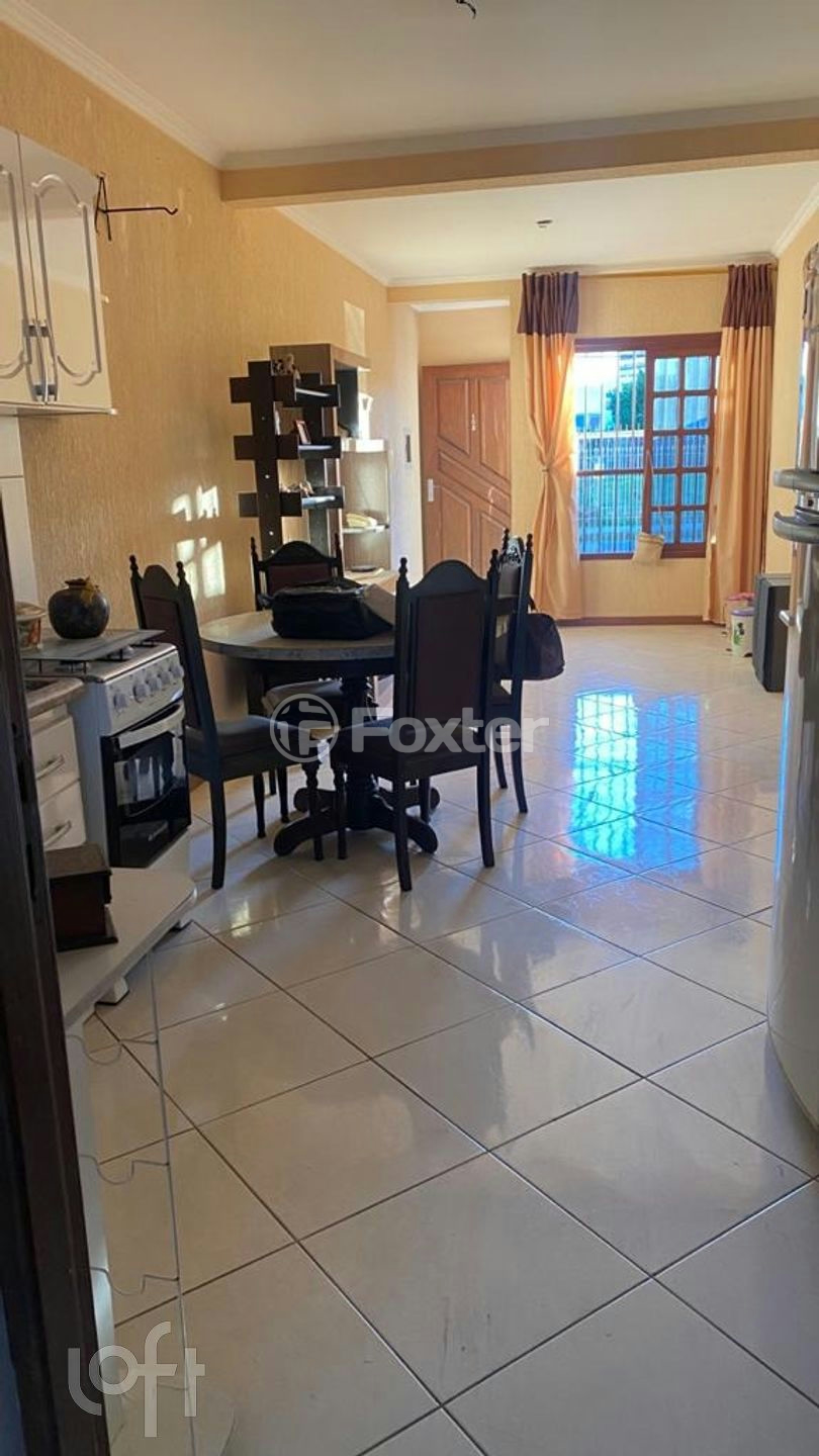Casa à venda com 2 quartos, 73m² - Foto 1