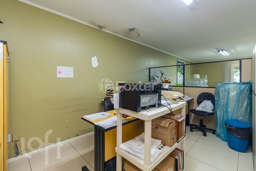 Casa à venda com 9 quartos, 354m² - Foto 4