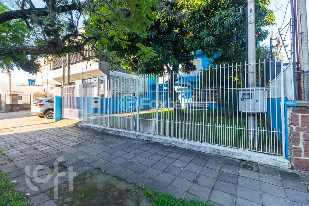 Casa à venda com 9 quartos, 354m² - Foto 31