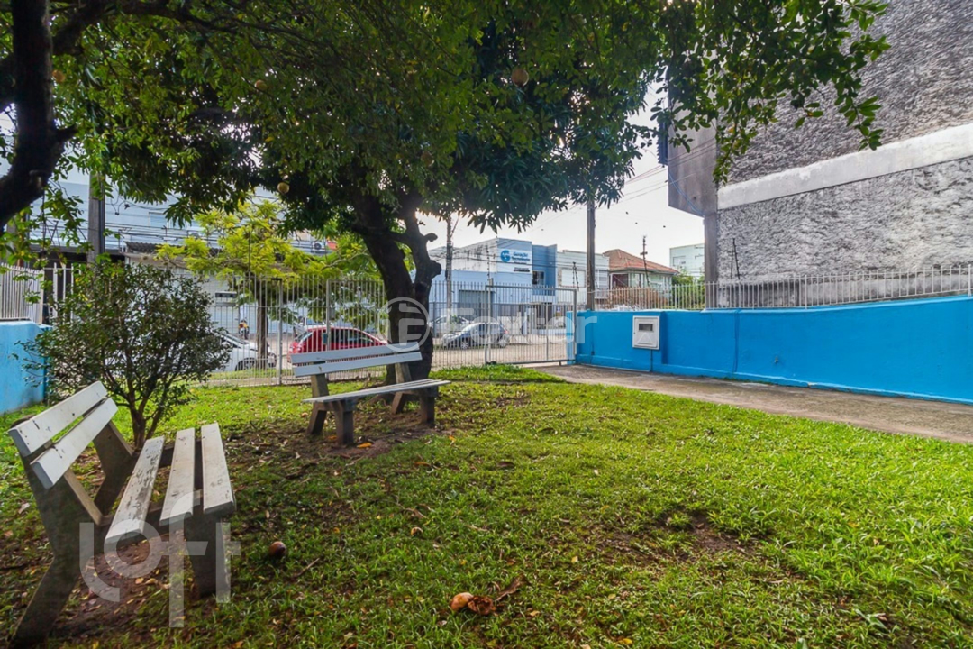 Casa à venda com 9 quartos, 354m² - Foto 29