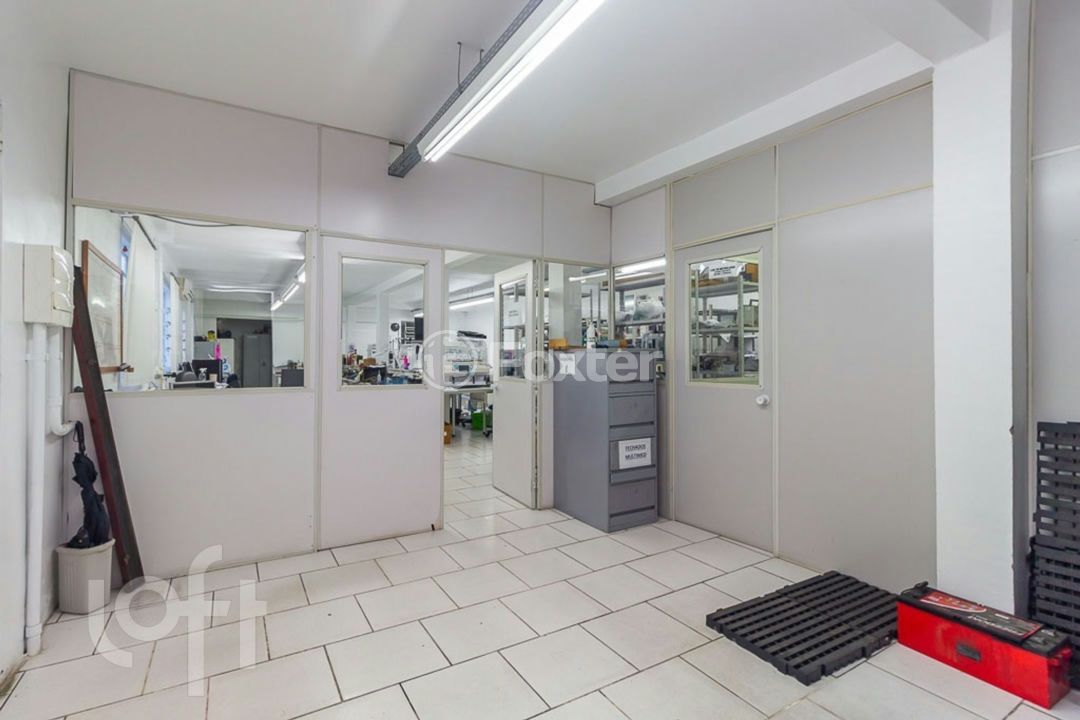 Casa à venda com 9 quartos, 354m² - Foto 21