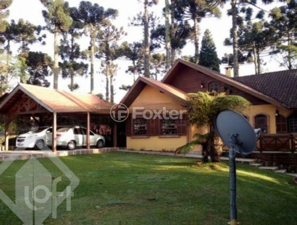 Casa à venda com 4 quartos, 300m² - Foto 1