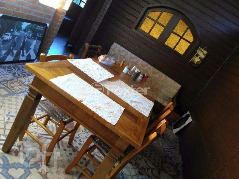 Casa à venda com 4 quartos, 300m² - Foto 11