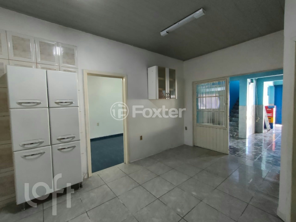 Casa à venda com 3 quartos, 200m² - Foto 11