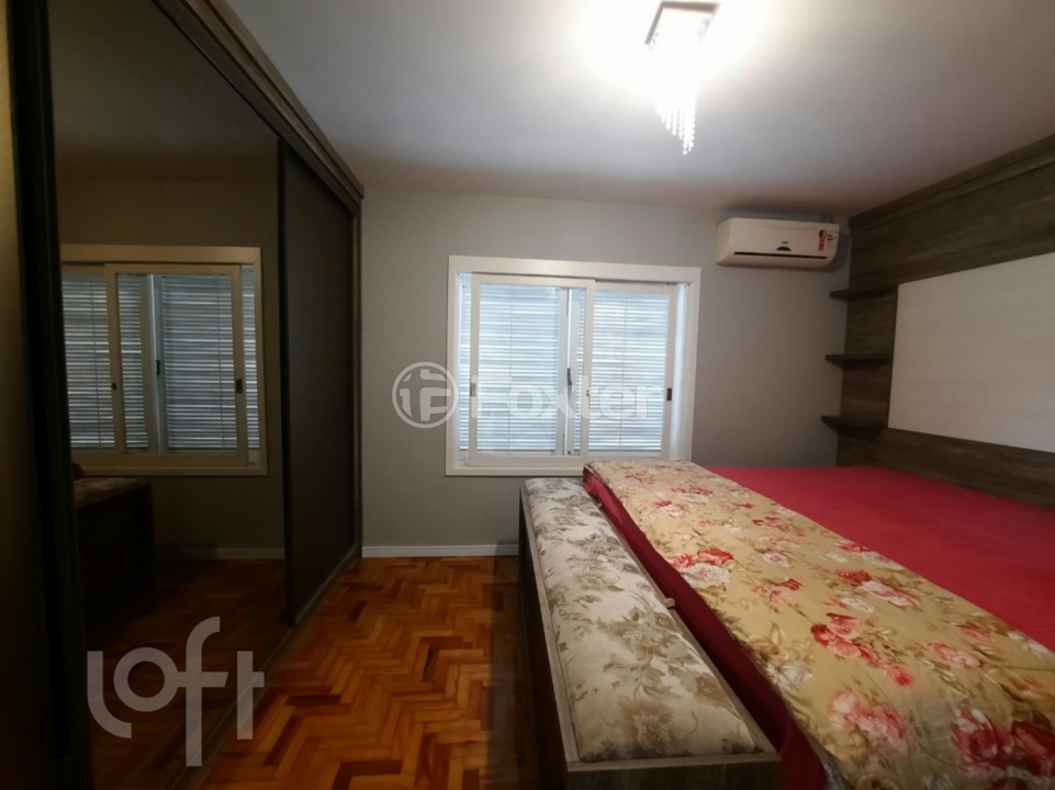 Casa à venda com 3 quartos, 217m² - Foto 8