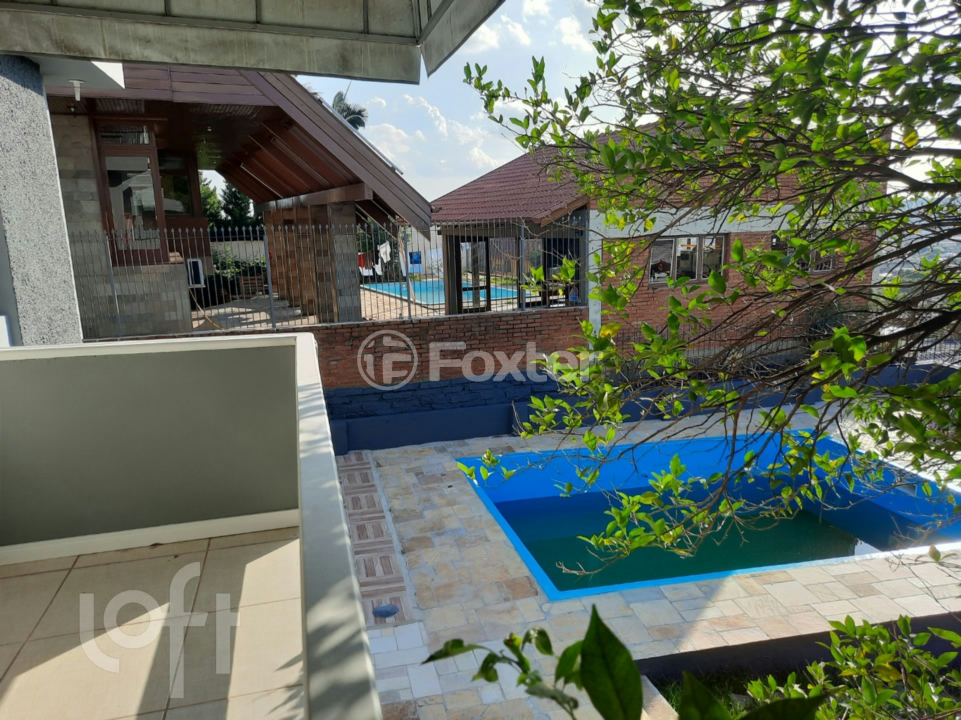 Casa à venda com 3 quartos, 217m² - Foto 26
