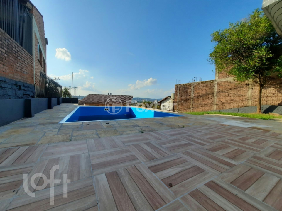 Casa à venda com 3 quartos, 217m² - Foto 5
