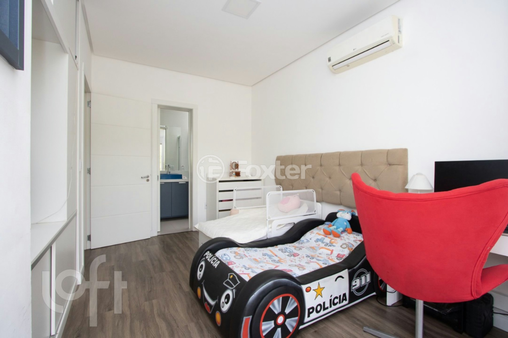 Casa de Condomínio à venda com 3 quartos, 241m² - Foto 20