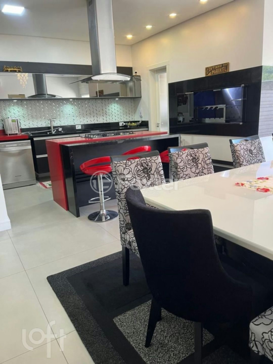 Casa de Condomínio à venda com 3 quartos, 241m² - Foto 44