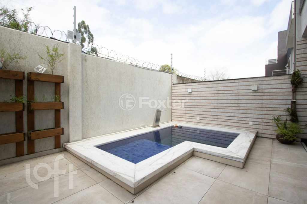 Casa de Condomínio à venda com 3 quartos, 241m² - Foto 15