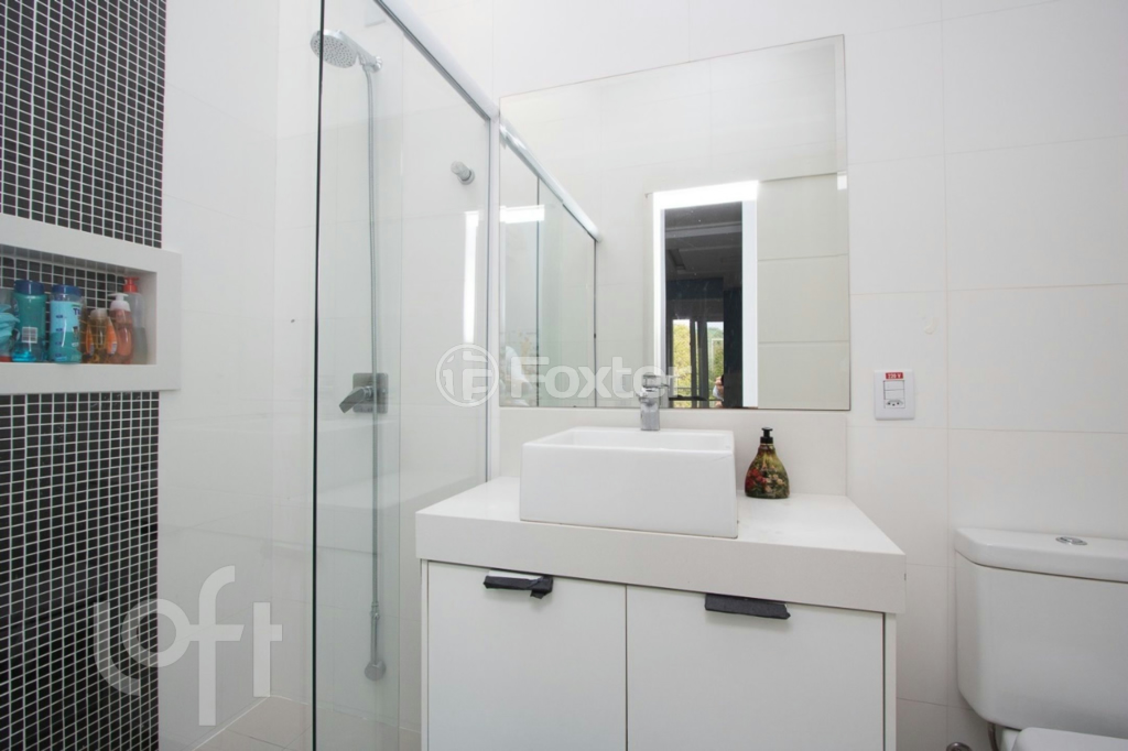 Casa de Condomínio à venda com 3 quartos, 241m² - Foto 25
