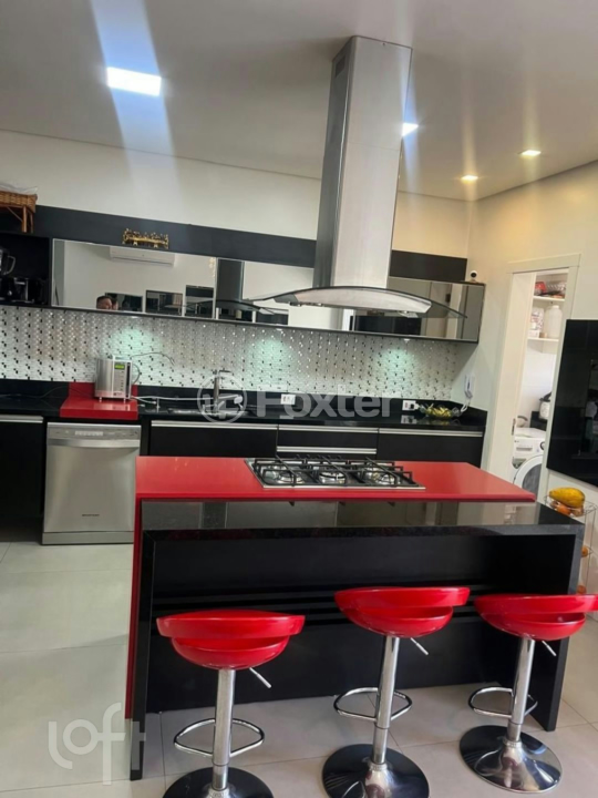 Casa de Condomínio à venda com 3 quartos, 241m² - Foto 46