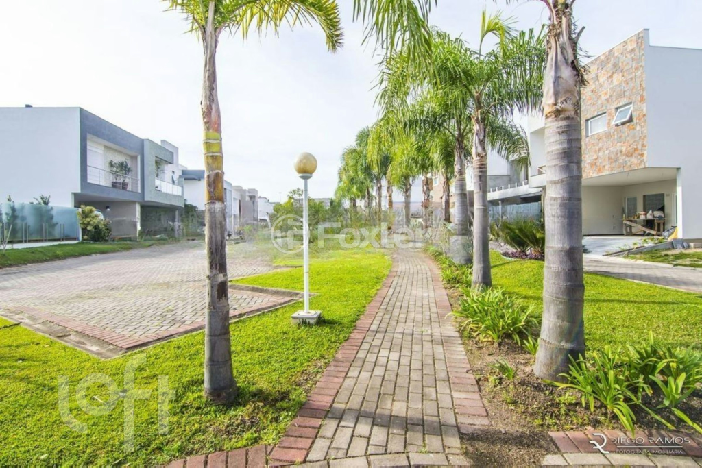 Casa de Condomínio à venda com 3 quartos, 241m² - Foto 32