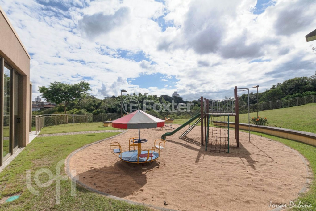 Casa de Condomínio à venda com 3 quartos, 255m² - Foto 58