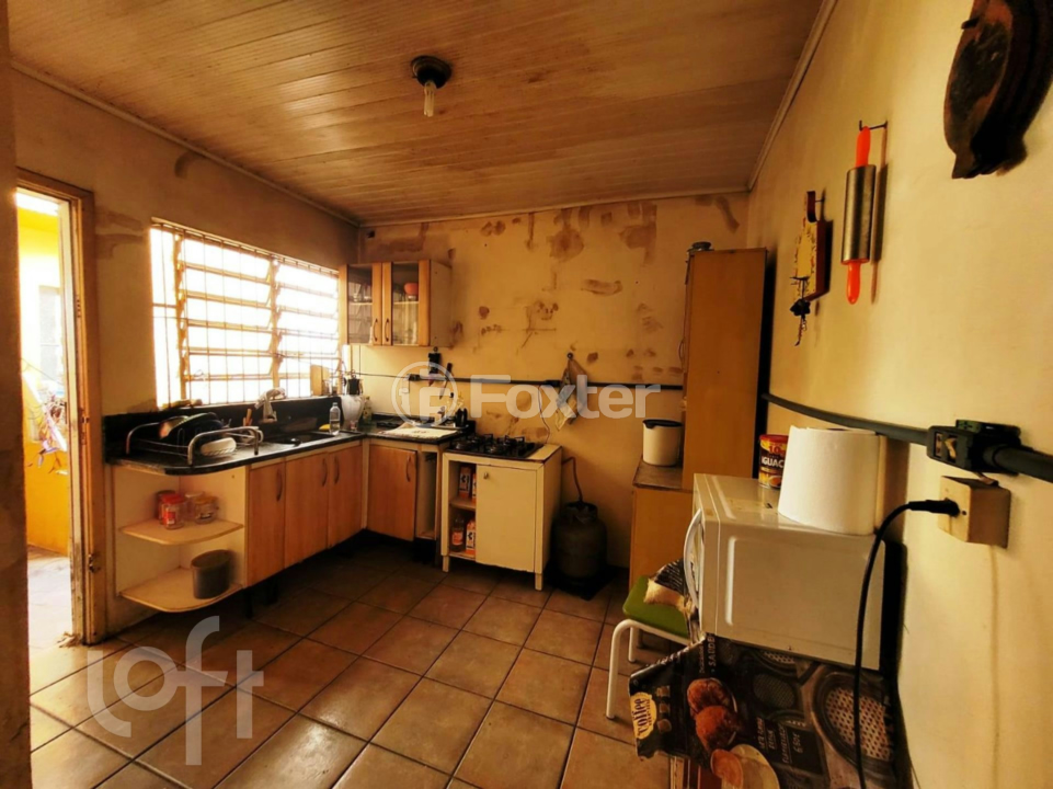 Casa à venda com 3 quartos, 100m² - Foto 7