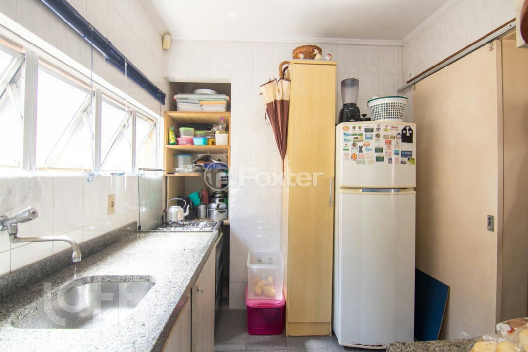 Cobertura à venda com 2 quartos, 156m² - Foto 2