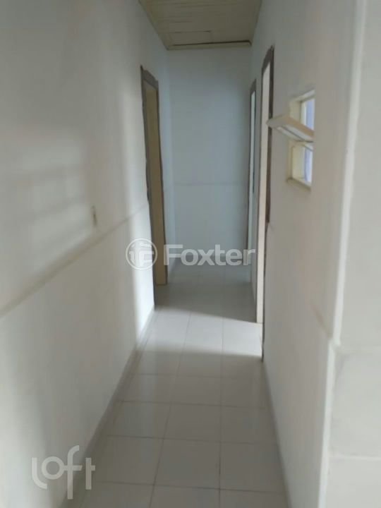 Casa à venda com 3 quartos, 200m² - Foto 1