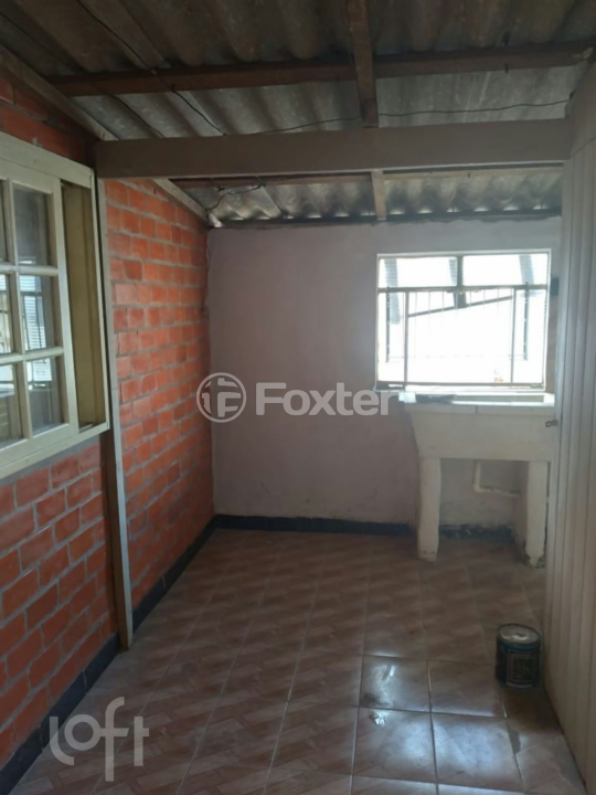 Casa à venda com 3 quartos, 200m² - Foto 2