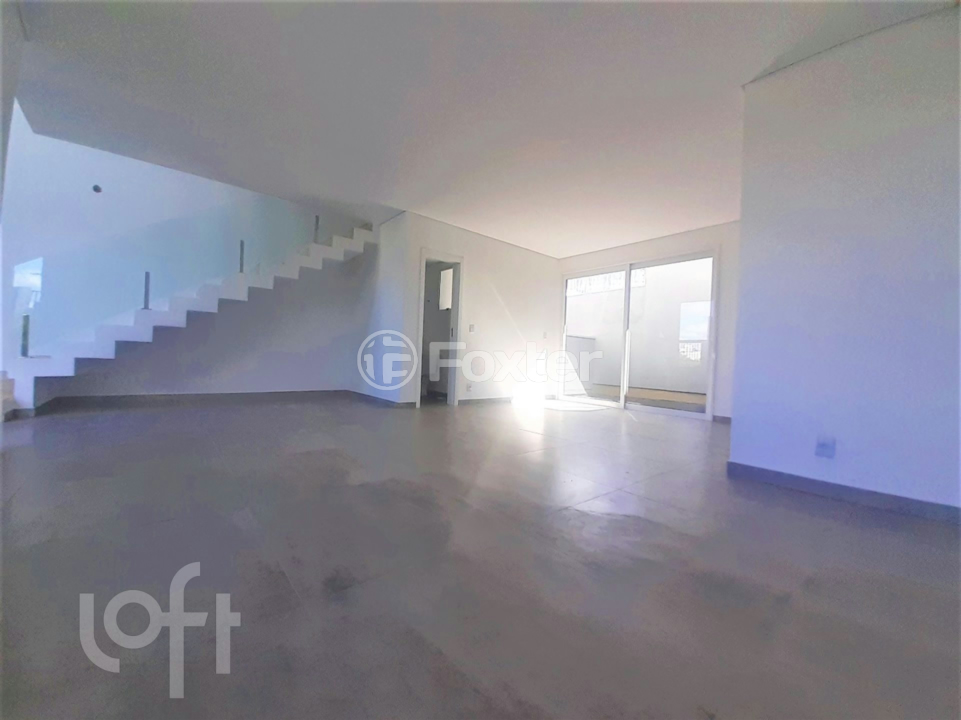 Casa à venda com 3 quartos, 118m² - Foto 2