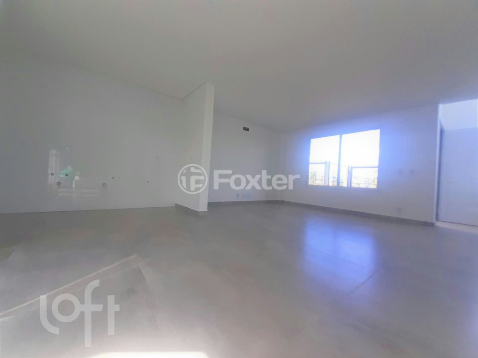 Casa à venda com 3 quartos, 118m² - Foto 1
