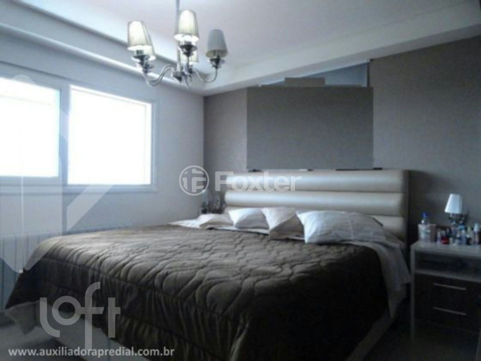 Apartamento à venda com 3 quartos, 205m² - Foto 9