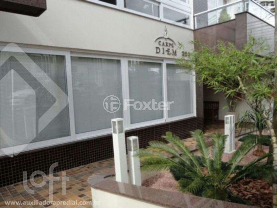 Apartamento à venda com 3 quartos, 205m² - Foto 4