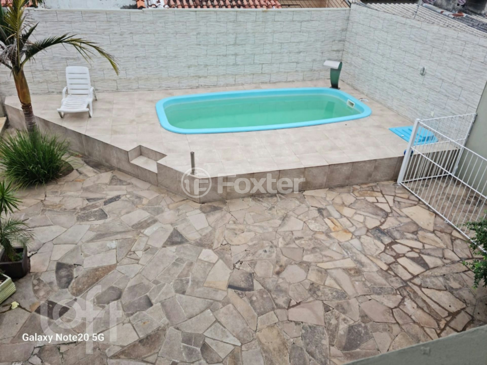 Casa à venda com 3 quartos, 370m² - Foto 4