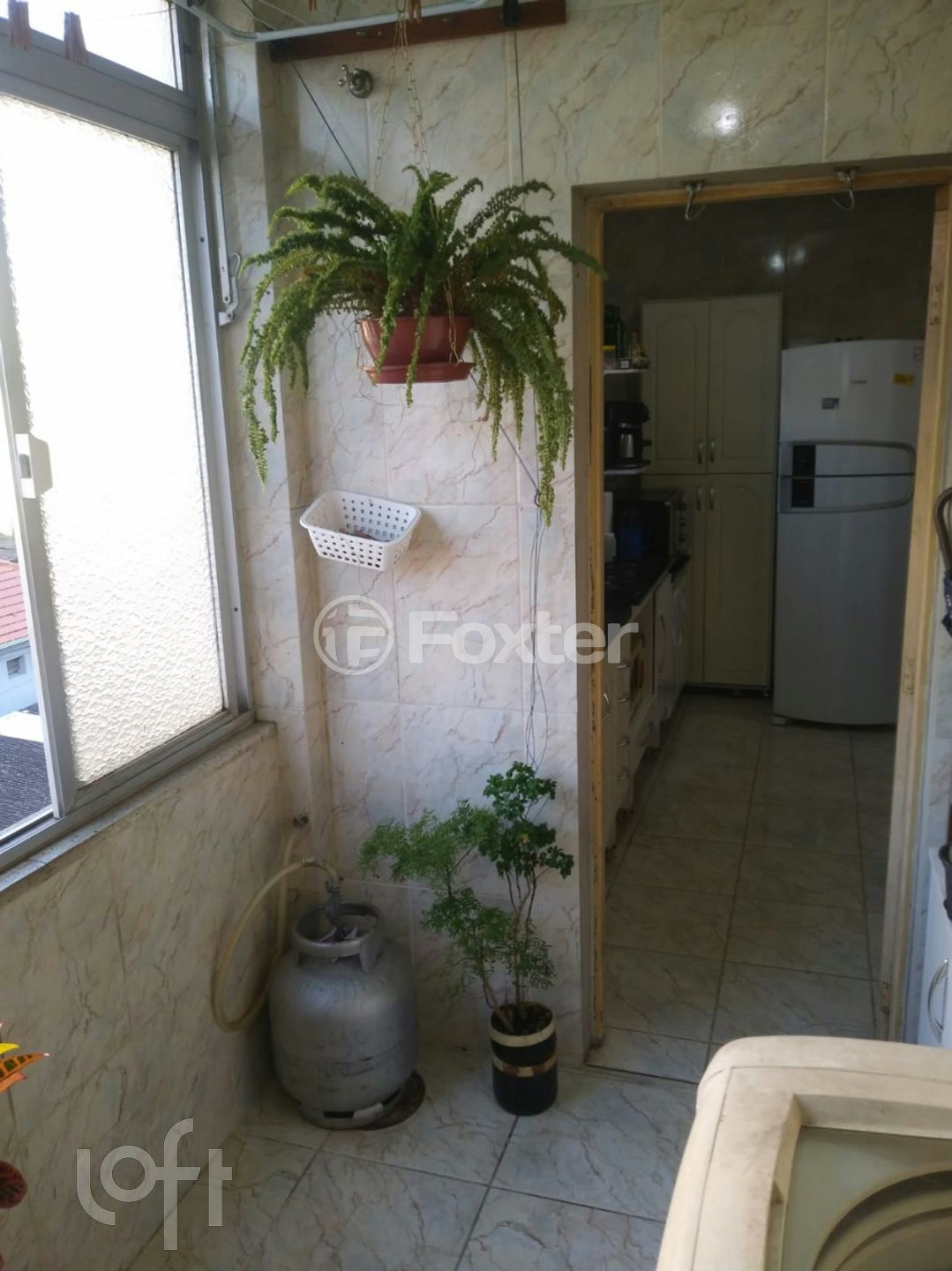 Apartamento à venda com 3 quartos, 74m² - Foto 3